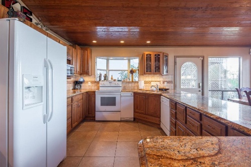 Playa Del Sol Home image 28